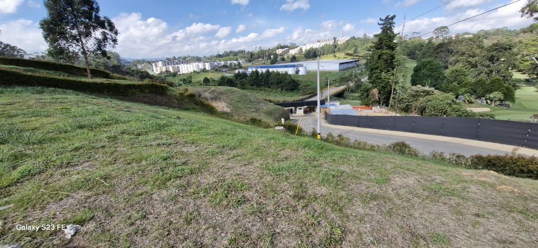 Lote en venta en La Industrial, Marinilla, 978 m² · foto 6 de 8