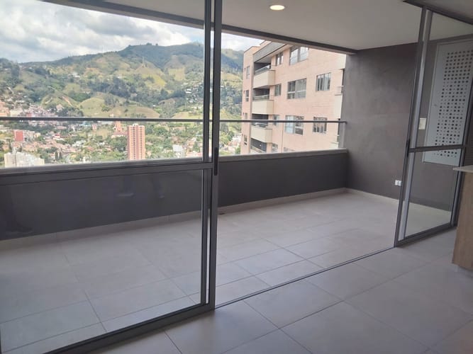 Apartamento de 3 alcobas en venta en Mayorca, Sabaneta, 85 m² · foto 7 de 24
