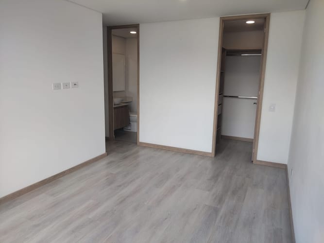 Apartamento de 3 alcobas en venta en Mayorca, Sabaneta, 85 m² · foto 11 de 24