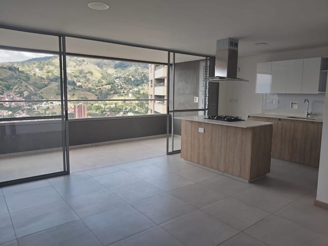 Apartamento de 3 alcobas en venta en Mayorca, Sabaneta, 85 m² · foto 23 de 24