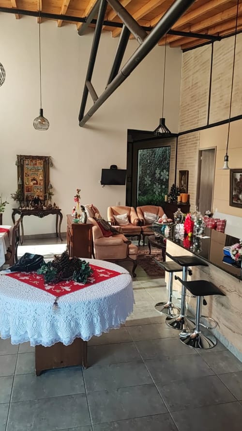Casa de 6 alcobas en venta en Guamito, La Ceja, 470 m² · foto 6 de 16