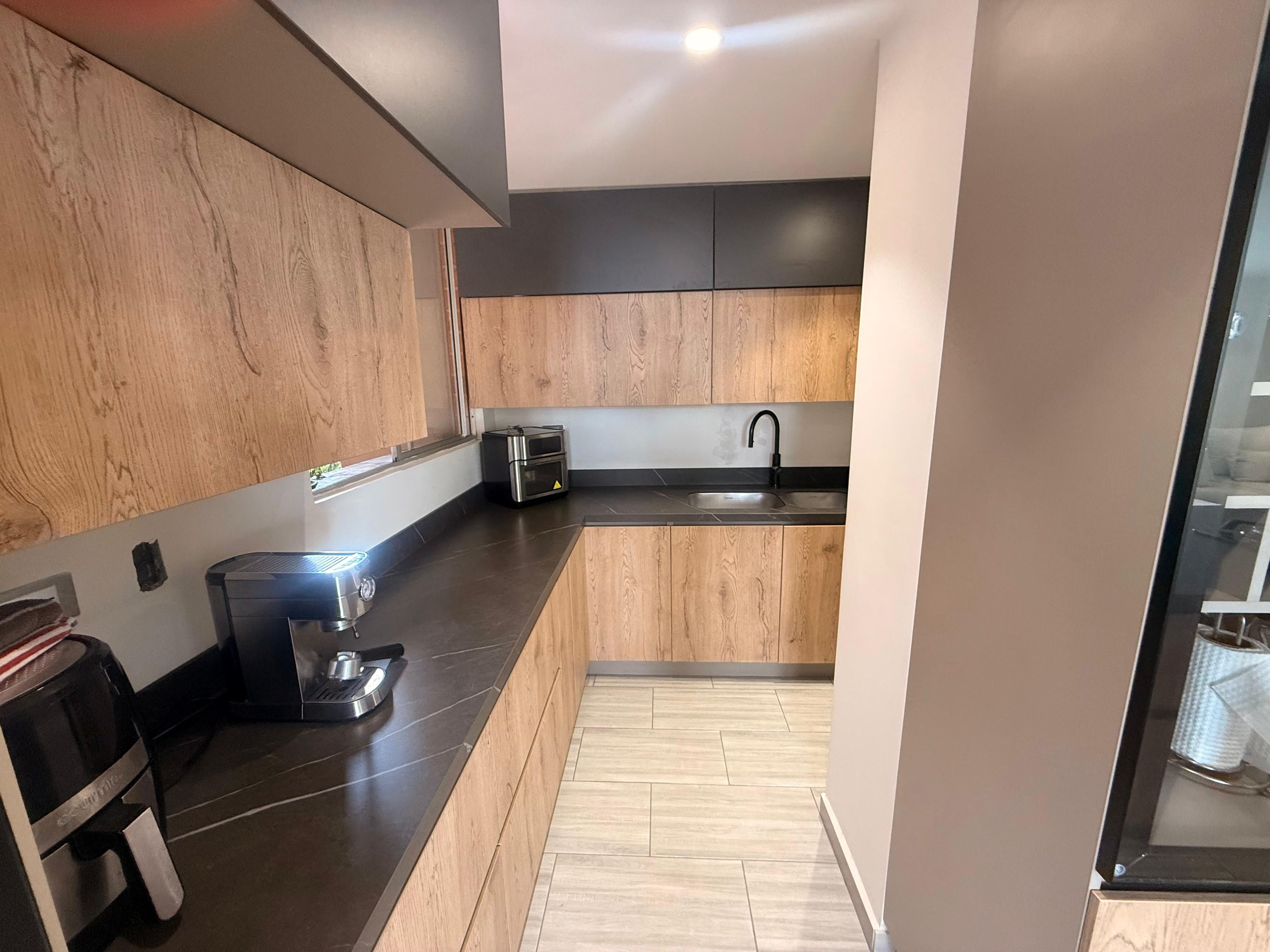 Apartamento en venta en El Poblado, Medellín · foto 3 de 14