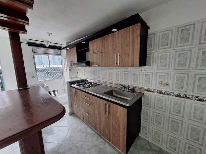 Apartamento en venta en Zona Rural, Itagüí · foto 5 de 13