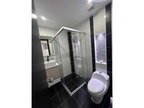 Apartamento de 2 alcobas en venta en Laureles, Medellín, 61 m² · foto 9 de 10