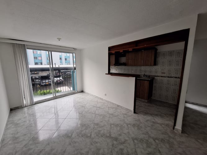 Apartamento en venta en Zona Rural, Itagüí · foto 6 de 13