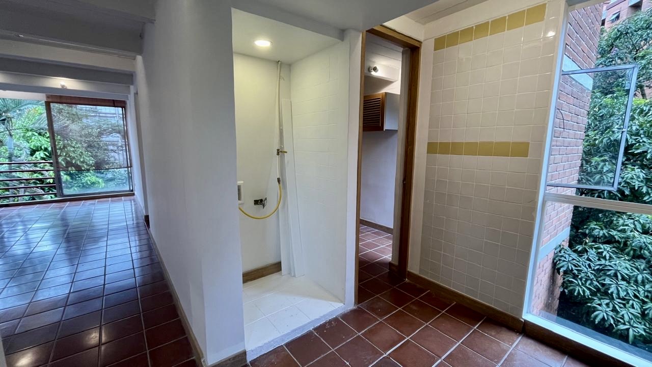 Apartamento en venta en Vía Las Palmas, Medellín · foto 10 de 12