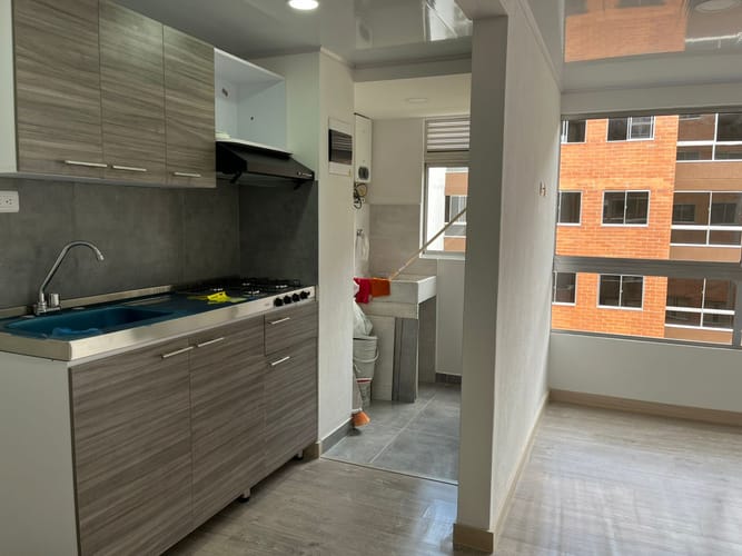 Apartamento de 2 alcobas en venta en La Ceja, 55 m² · foto 2 de 8