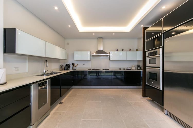 Casa de 4 alcobas en venta en El Porvenir, Rionegro, 670 m² · foto 3 de 17