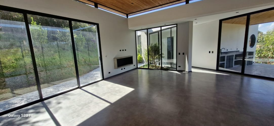 Casa de 3 alcobas en venta en El Porvenir, Rionegro, 330 m² · foto 9 de 21