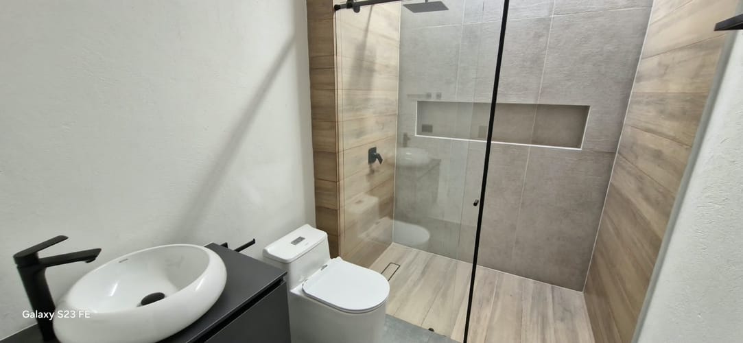 Casa de 3 alcobas en venta en El Porvenir, Rionegro, 330 m² · foto 19 de 21