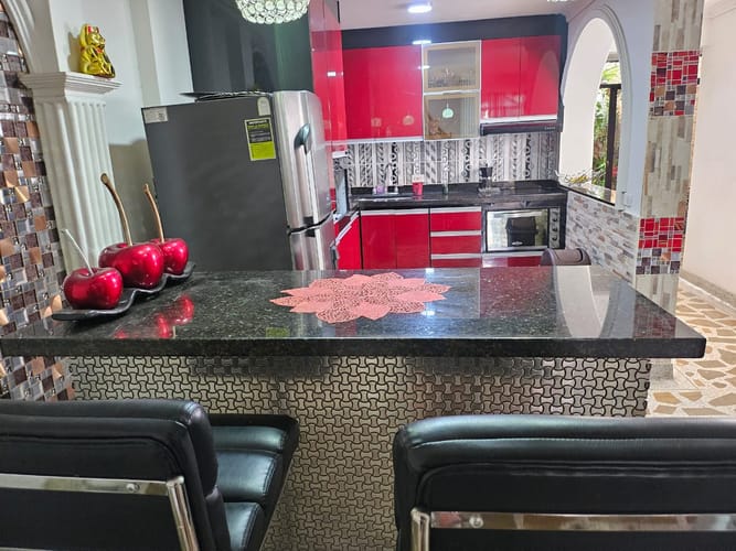 Apartamento de 3 alcobas en venta en Bolivariana, Medellín, 90 m² · foto 3 de 17