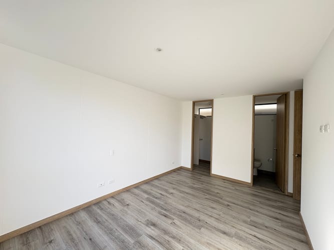 Apartamento de 2 alcobas en venta en Santa Elena, El Retiro, 78 m² · foto 8 de 11