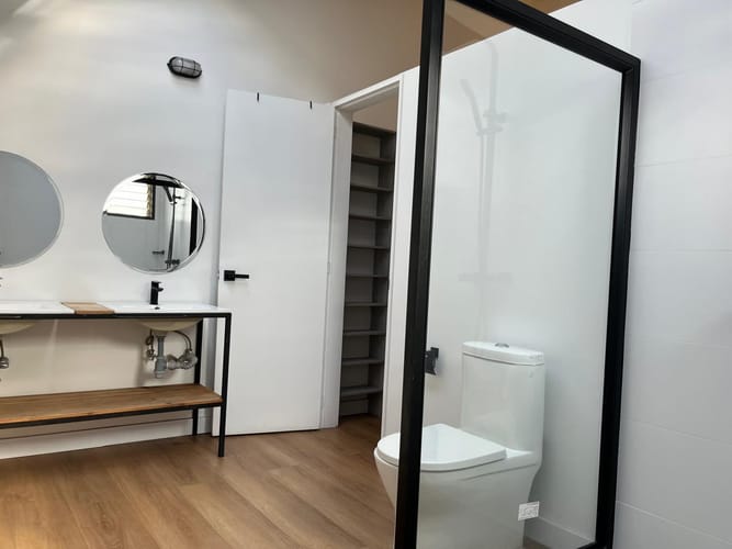Apartamento de 3 alcobas en venta en El Poblado, Medellín, 235 m² · foto 13 de 14