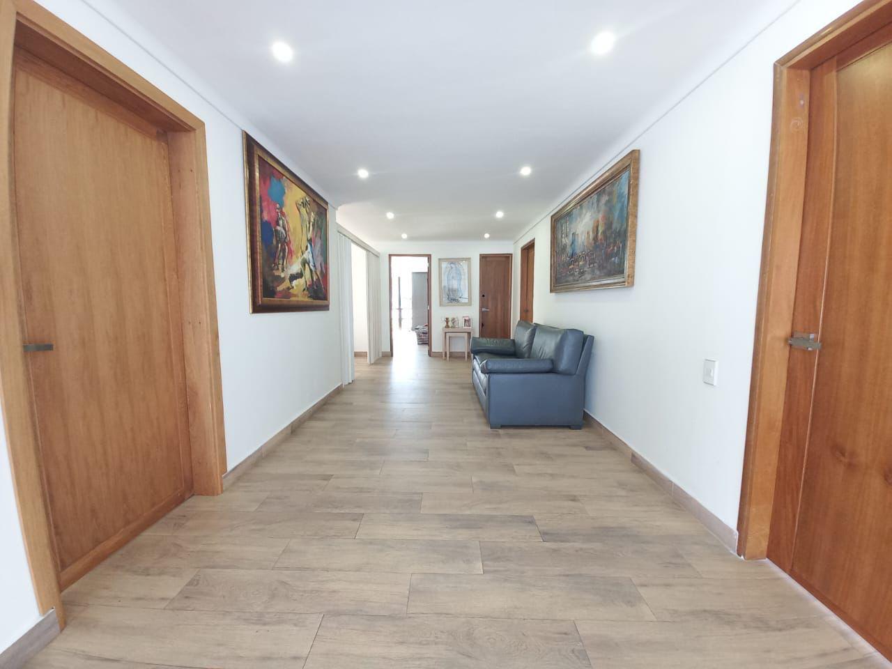 Apartamento en venta en El Poblado, Medellín · foto 11 de 24