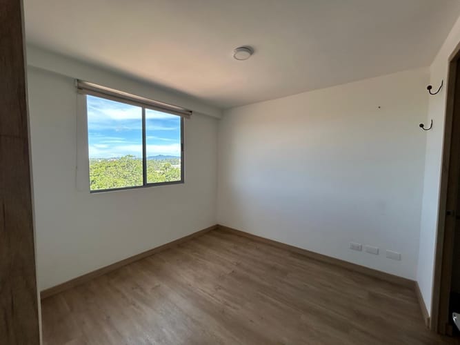 Apartamento de 2 alcobas en venta en Llano Grande, Rionegro, 58 m² · foto 8 de 14