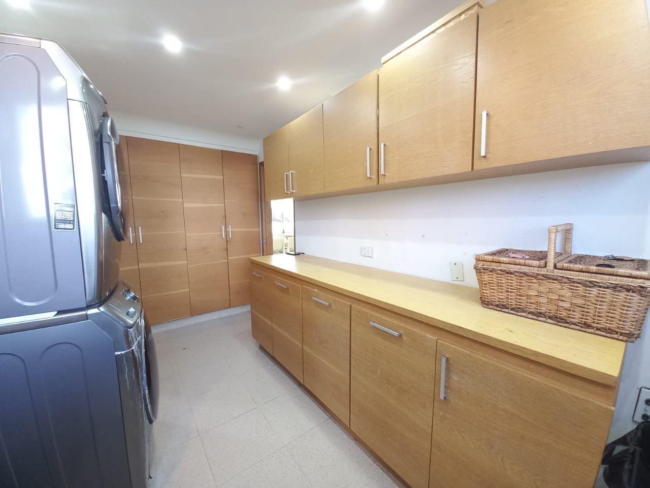 Apartamento en venta en El Poblado, Medellín · foto 17 de 24
