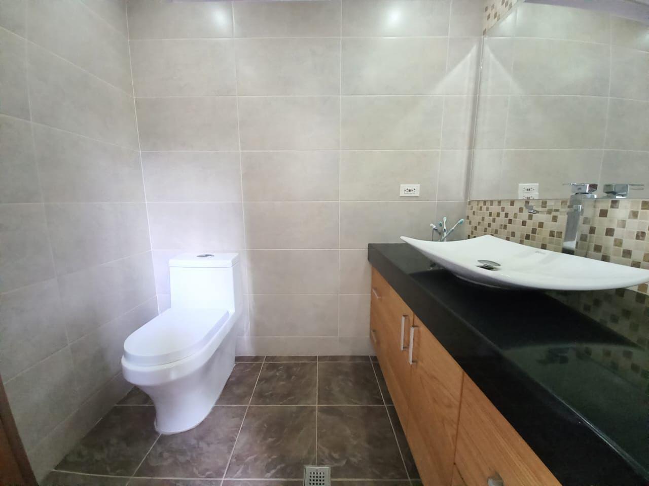 Apartamento en venta en El Poblado, Medellín · foto 18 de 24