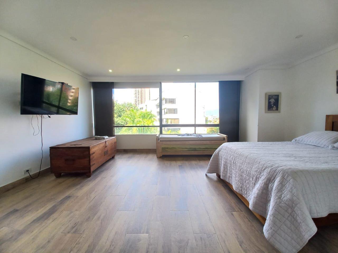 Apartamento en venta en El Poblado, Medellín · foto 23 de 24