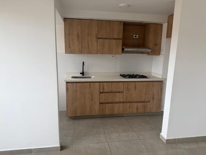 Apartamento de 2 alcobas en venta en Llano Grande, Rionegro, 52 m² · foto 2 de 14