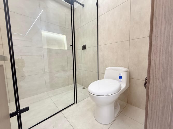 Casa de 3 alcobas en venta en El Porvenir, Rionegro, 170 m² · foto 11 de 18