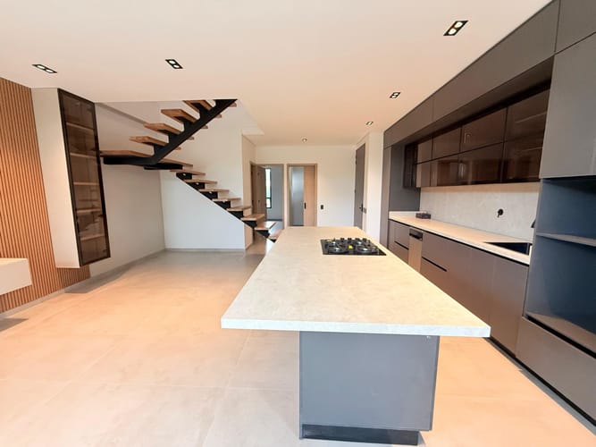 Casa de 4 alcobas en venta en El Porvenir, Rionegro, 180 m² · foto 3 de 20