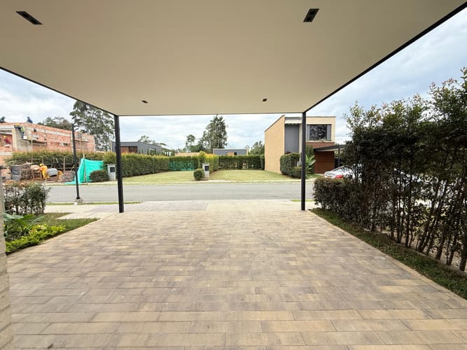 Casa de 4 alcobas en venta en El Porvenir, Rionegro, 180 m² · foto 20 de 20