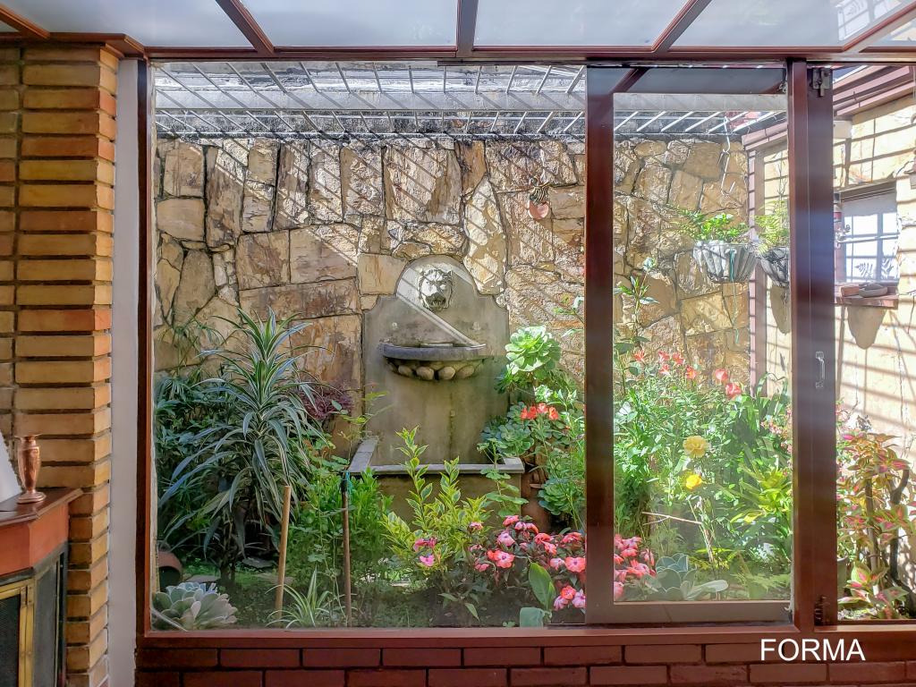 Casa en venta en Caobos Salazar, Bogotá · foto 5 de 24
