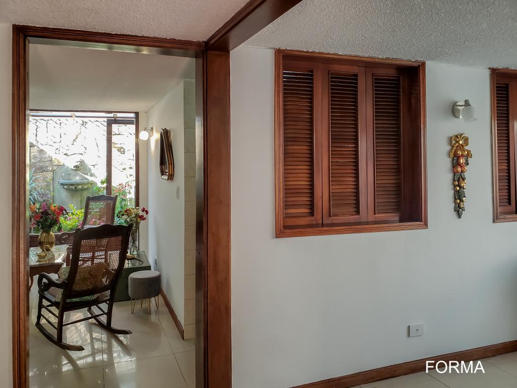 Casa en venta en Caobos Salazar, Bogotá · foto 8 de 24