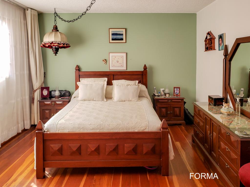 Casa en venta en Caobos Salazar, Bogotá · foto 12 de 24