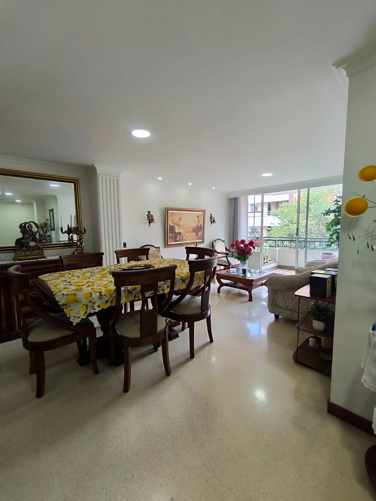 Apartamento en venta en Laureles, Medellín · foto 5 de 24