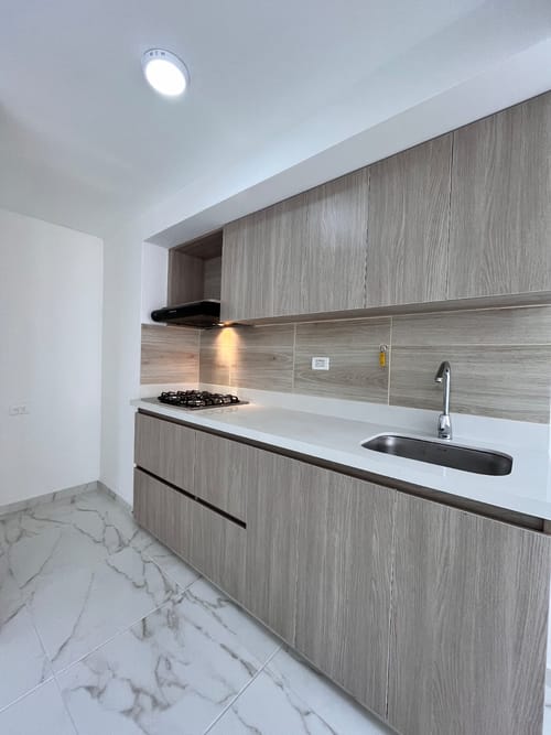 Apartamento de 2 alcobas en venta en El Porvenir, Rionegro, 52 m² · foto 2 de 19