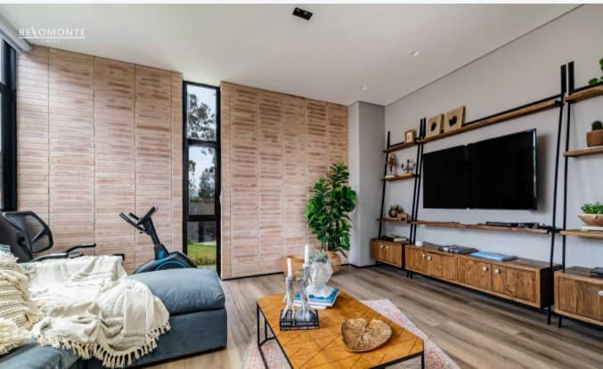 Casa de 3 alcobas en venta en Las Palmas, Envigado, 1502 m² · foto 13 de 19
