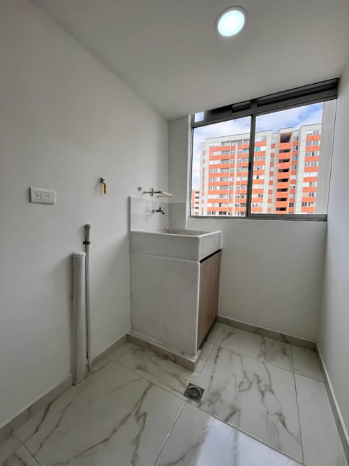 Apartamento de 2 alcobas en venta en El Porvenir, Rionegro, 52 m² · foto 5 de 19
