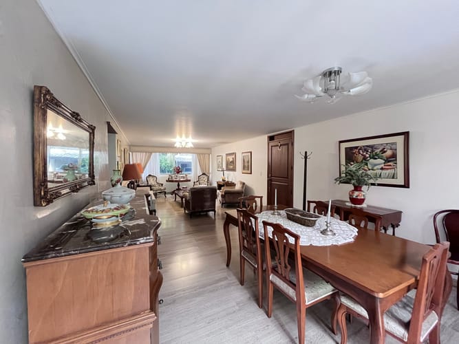 Apartamento en venta en El Poblado, Medellín · foto 5 de 24