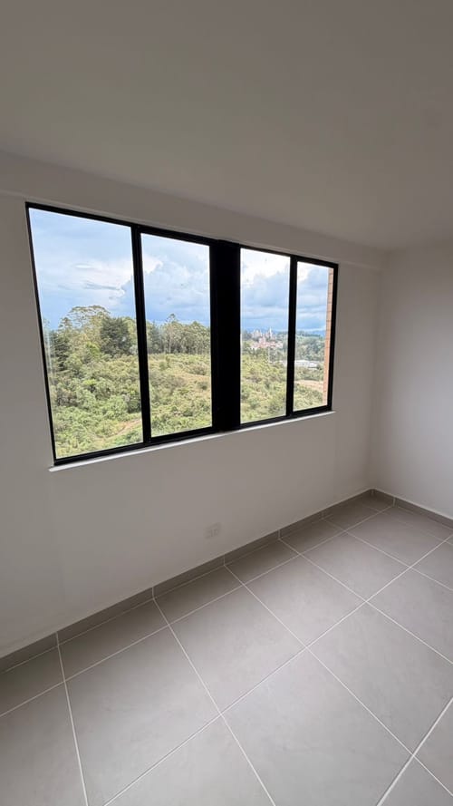 Apartamento de 2 alcobas en venta en La Macarena, Rionegro, 49 m² · foto 11 de 15