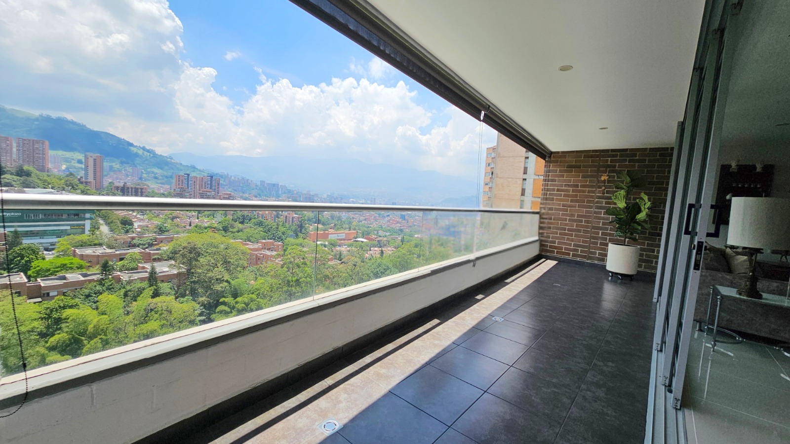 Apartamento en venta en La Candelaria, Medellín · foto 20 de 21