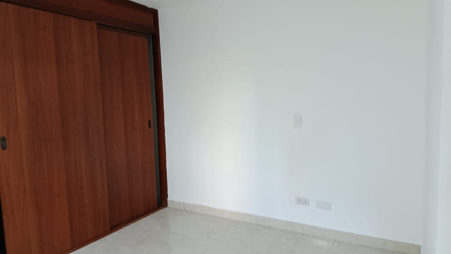 Apartamento de 3 alcobas en venta en Belén, Medellín, 76 m² · foto 8 de 16