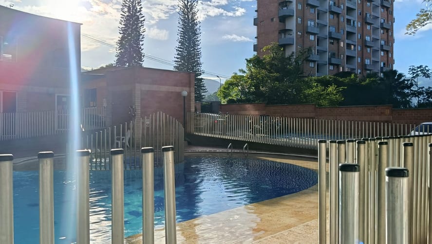 Apartamento de 3 alcobas en venta en Belén, Medellín, 76 m² · foto 12 de 16