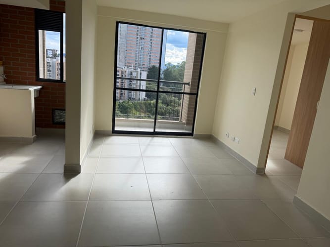 Apartamento de 2 alcobas en venta en La Macarena, Rionegro, 49 m² · foto 7 de 14