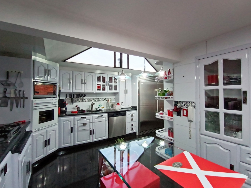 Apartamento en venta en Chico Norte, Bogotá · foto 18 de 24