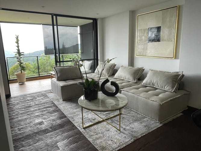 Apartamento de 2 alcobas en venta en Los Salados, El Retiro, 86 m² · foto 2 de 14