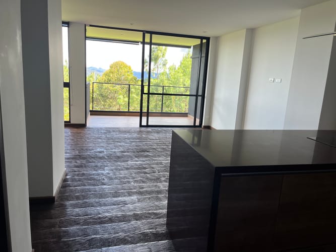 Apartamento de 2 alcobas en venta en Los Salados, El Retiro, 86 m² · foto 4 de 14