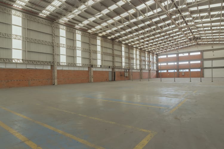 Bodega en arriendo en Siberia, Cota, 2646 m² · foto 3 de 24