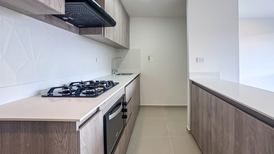 Apartamento de 3 alcobas en venta en Centro, Itagüí, 63 m² · foto 5 de 24