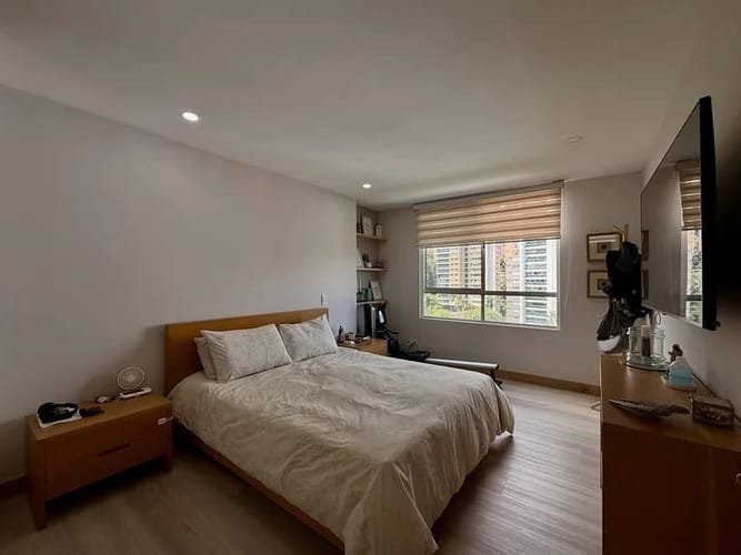 Apartamento en venta en El Poblado, Medellín · foto 4 de 9