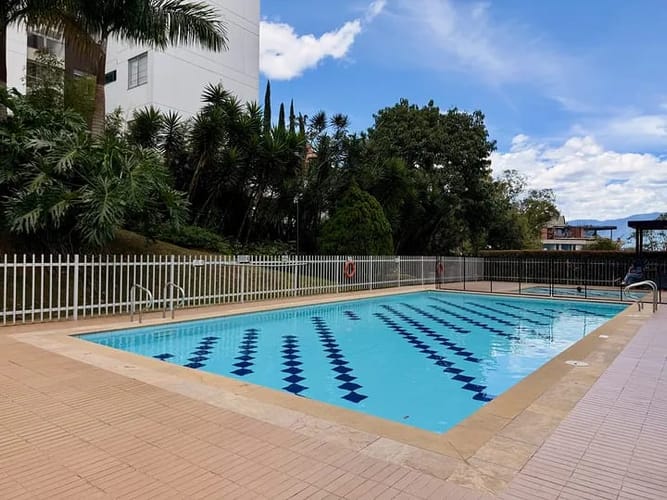 Apartamento en venta en El Poblado, Medellín · foto 9 de 9