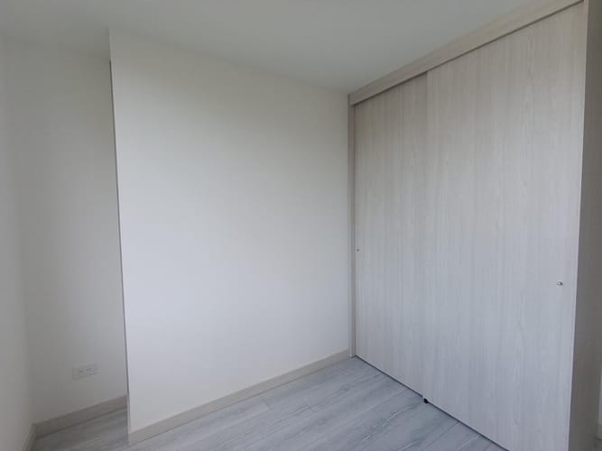 Apartamento de 3 alcobas en venta en Laureles, Medellín, 75 m² · foto 7 de 18