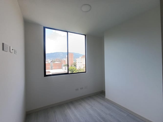 Apartamento de 3 alcobas en venta en Laureles, Medellín, 75 m² · foto 8 de 18