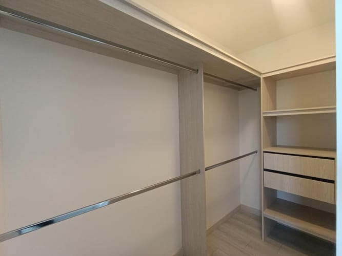 Apartamento de 3 alcobas en venta en Laureles, Medellín, 75 m² · foto 11 de 18