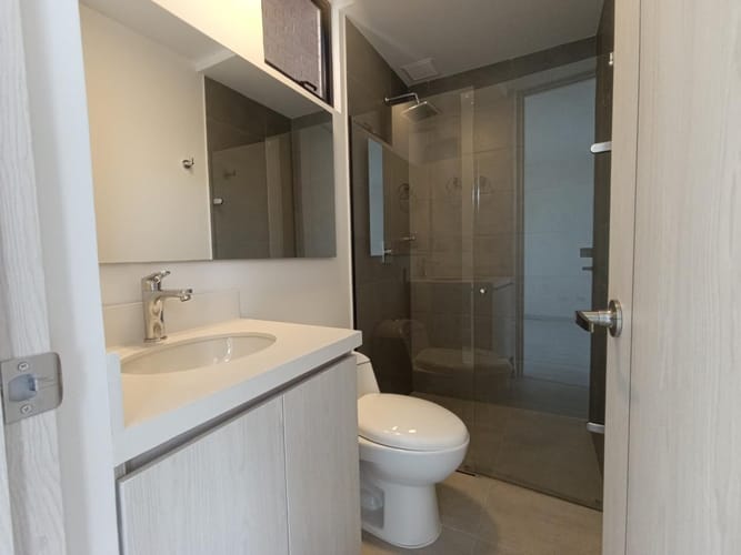 Apartamento de 3 alcobas en venta en Laureles, Medellín, 75 m² · foto 12 de 18